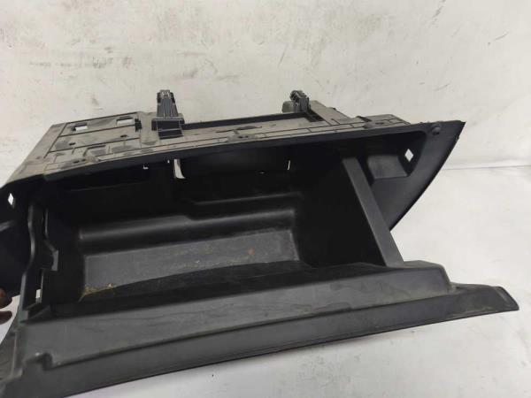 BOITE A GANTS MERCEDES - Vue 2